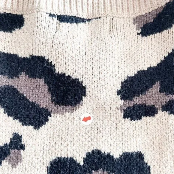 Adora // leopard sweater // Size large // EUC - Picture 9 of 11